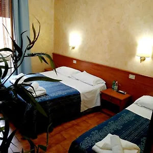 Hotel Ferrari, Řím