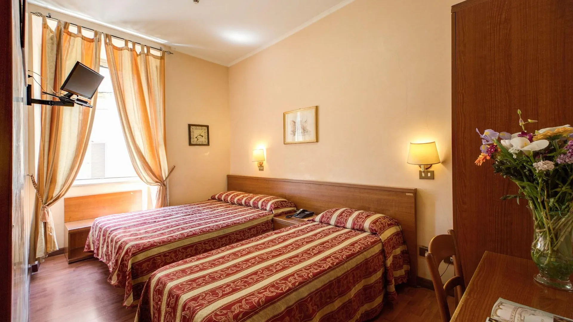 לינה וארוחת בוקר רומא Buonarroti Home